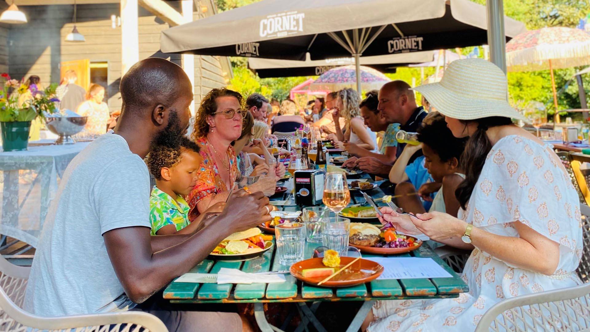 Het-Goeie-Leven-Bsitro-Tijdens-kampeerseizoen